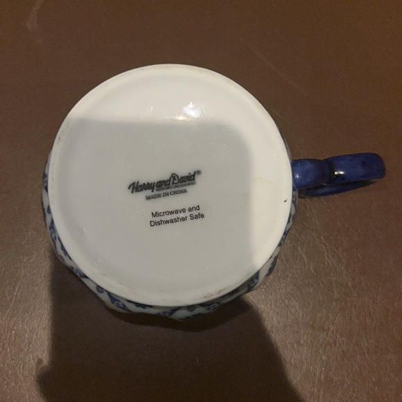 HARRY AND DAVID Stacked Teapot And Cup - Picture 8 of 8